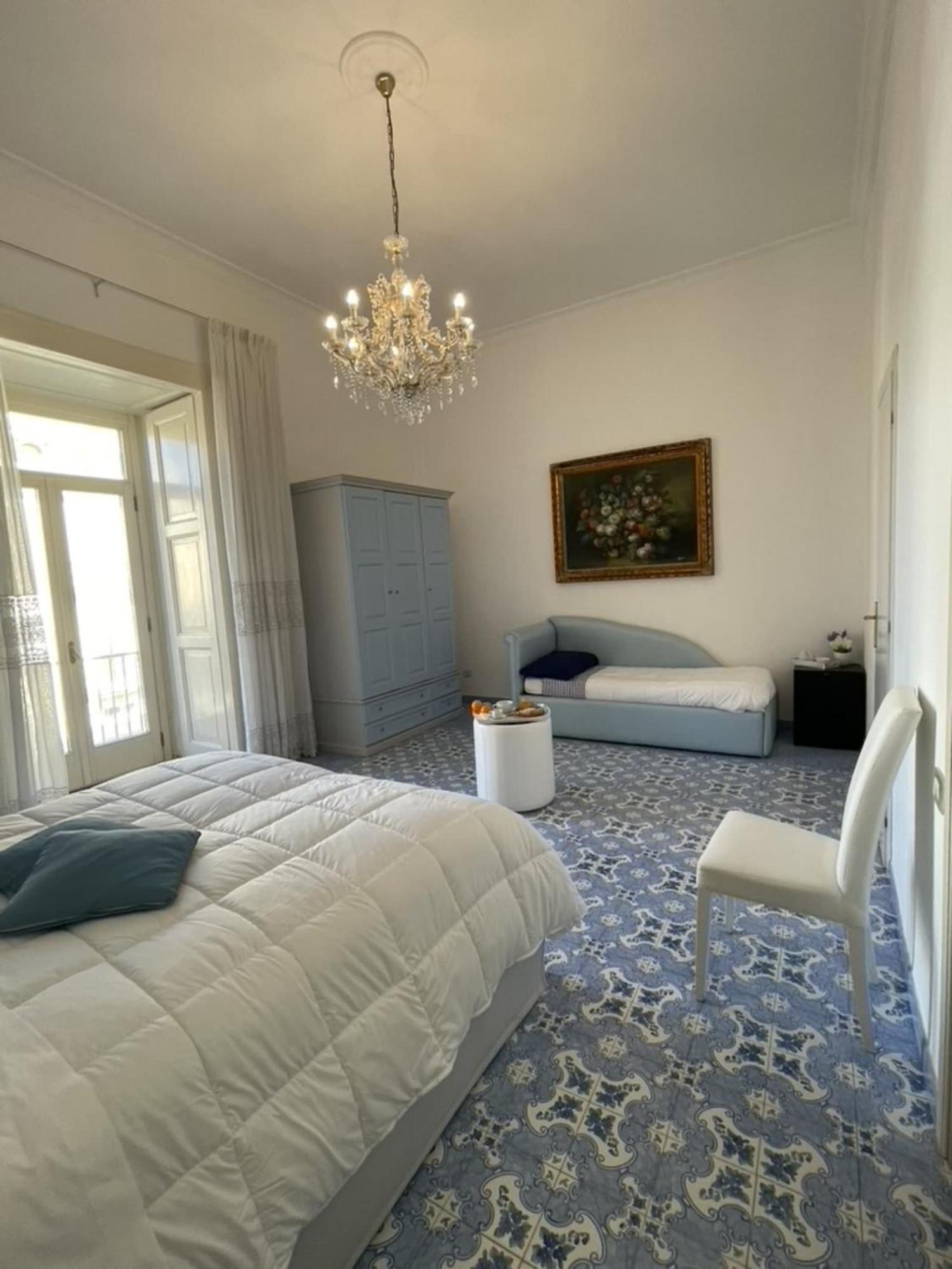לינה וארוחת בוקר Ambasciata Sorrento Relais מראה חיצוני תמונה