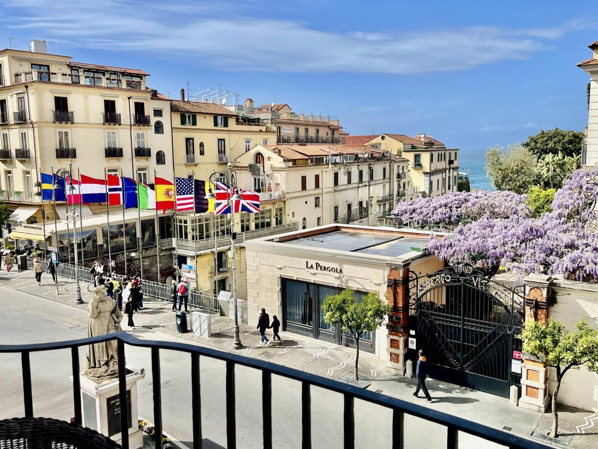 לינה וארוחת בוקר Ambasciata Sorrento Relais מראה חיצוני תמונה