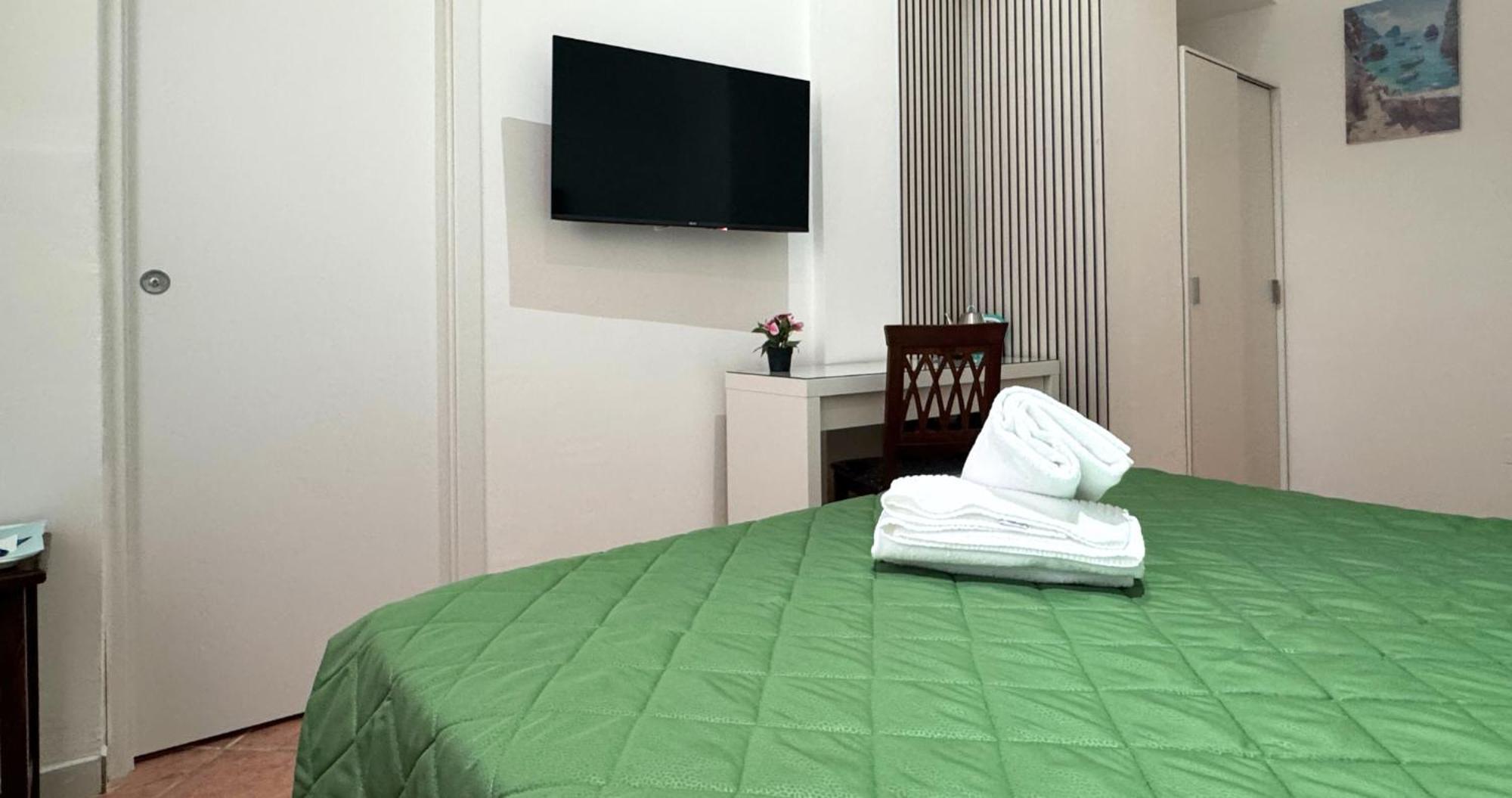 לינה וארוחת בוקר Ambasciata Sorrento Relais מראה חיצוני תמונה
